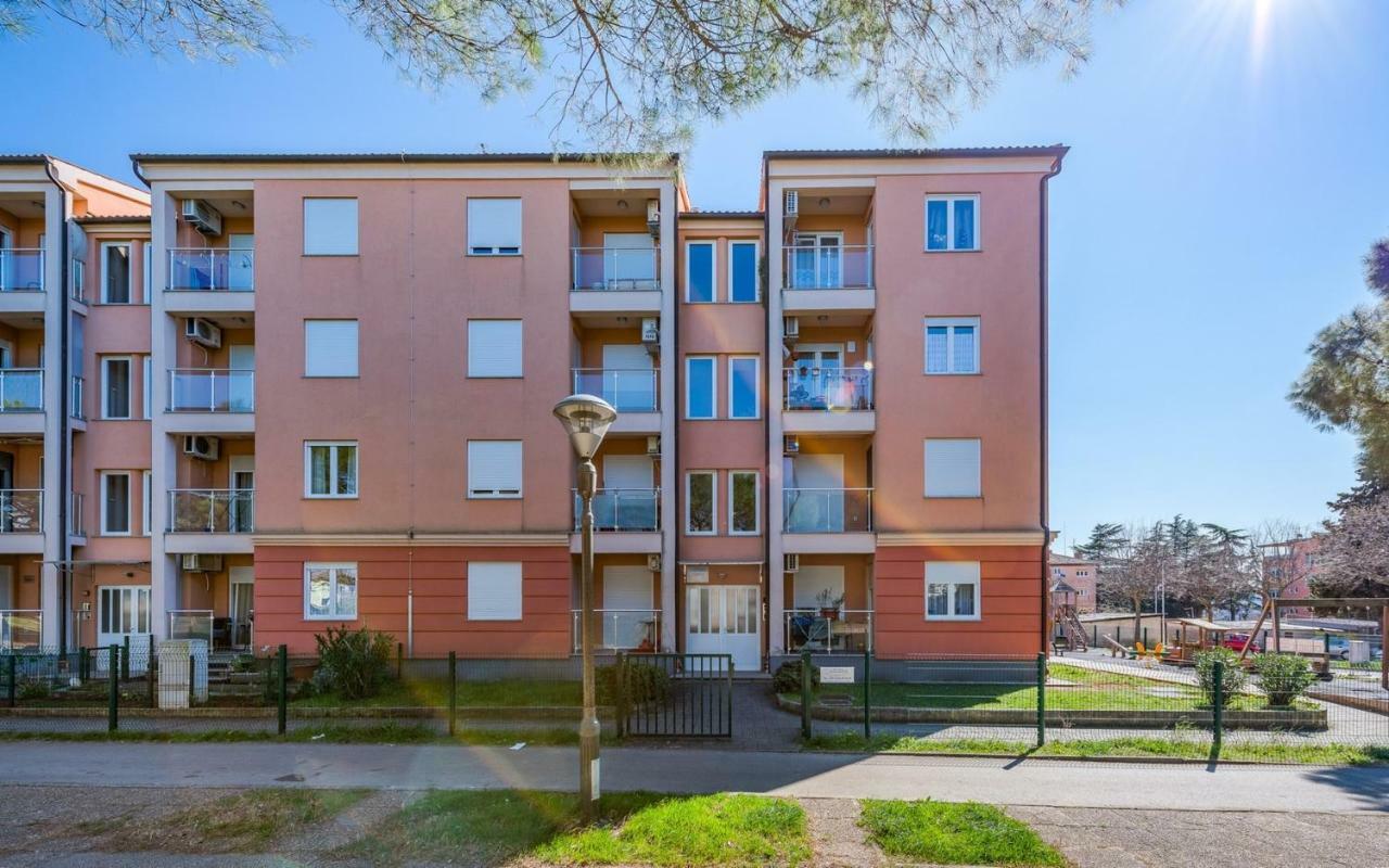 Laura House With Apartment Umag Dış mekan fotoğraf